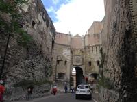 Der Eingang zur alten Festung