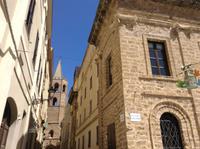 Blick vom Theater zur Kathedrale