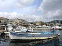 der Hafen von Macchinacio