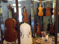 bei den Geigenbauern