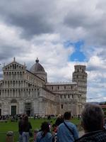 Dom Santa Maria Assunta und der Schiefe Turm von Pisa auf dem Platz der Wunder
