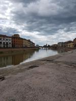 Blick auf den Fluss Arno