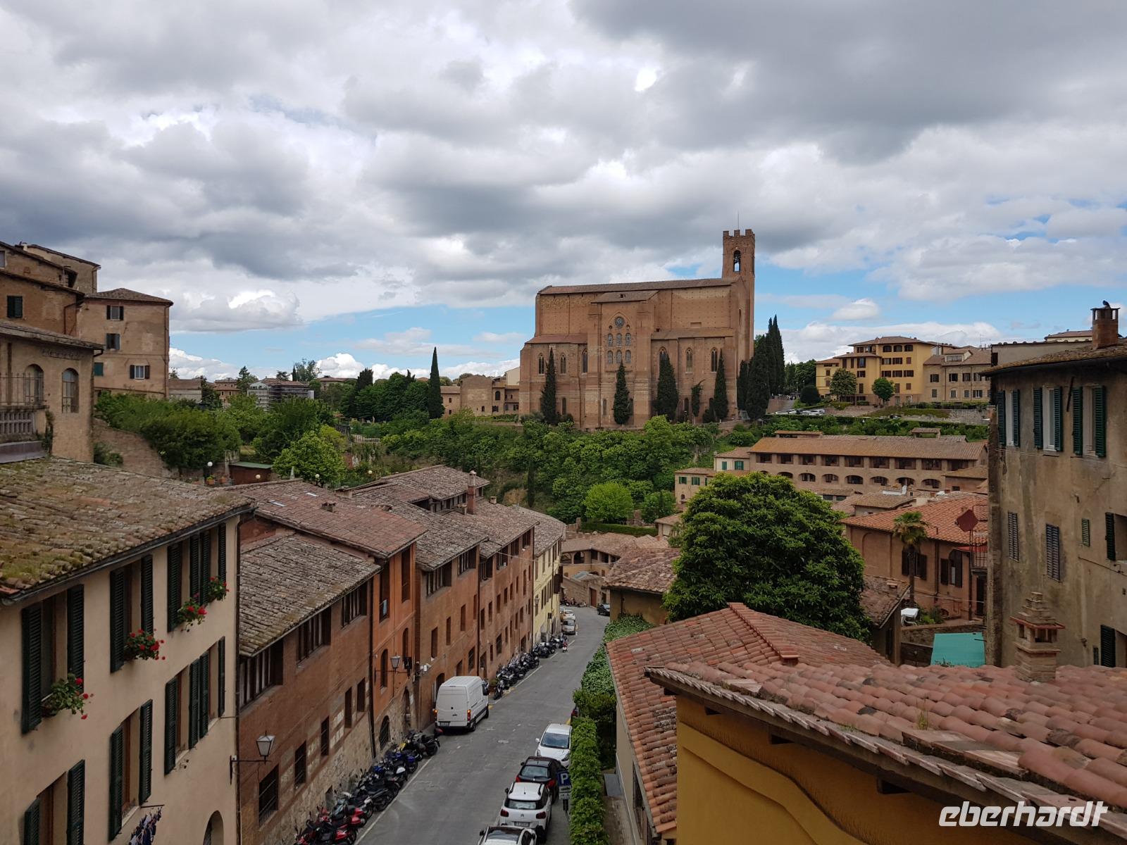 Blick auf die Basilica di San Domenico