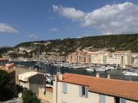 der Hafen von Bonifacio