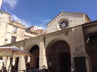 die Kirche von außen