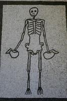 Mosaik am Eingang zur Villa Munthe