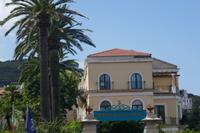 Eines der teueren Luxushotels in Sorrent