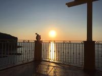 Sonnenuntergang am Hotel erleben