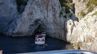 Insel Capri, Bootsfahrt, Korallengrotte