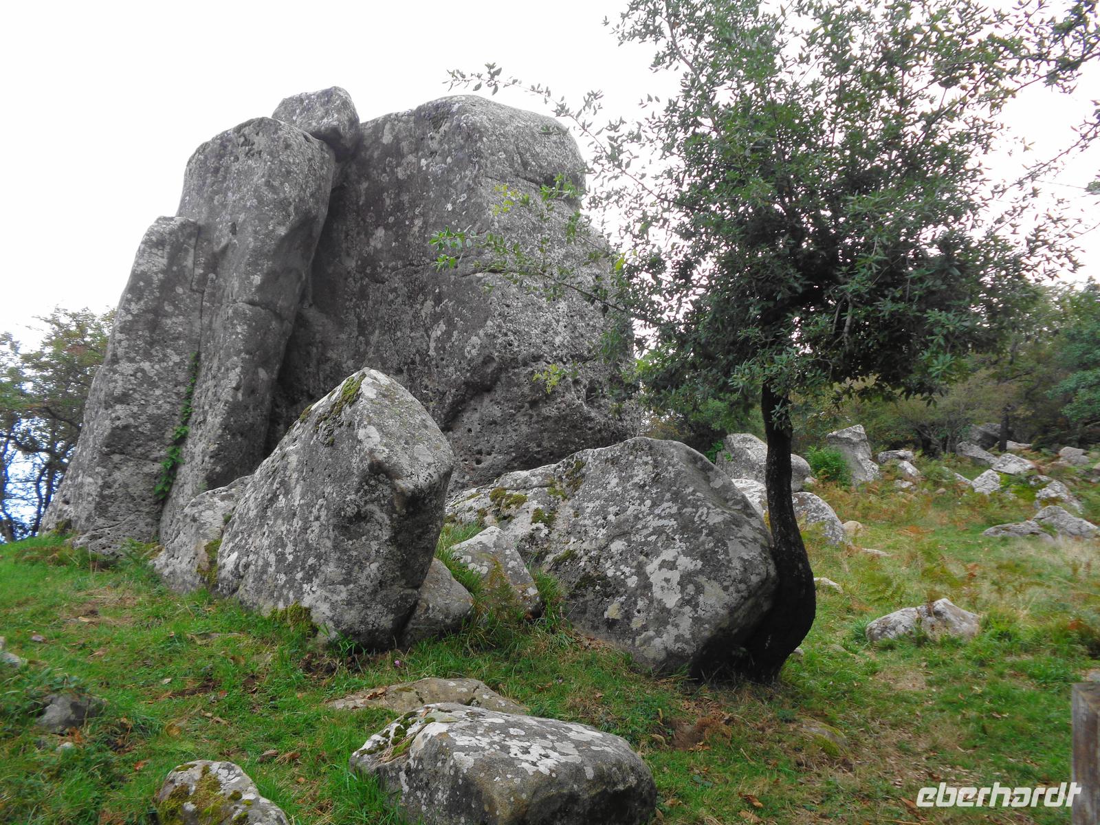 Italien - Nationalpark Cilento - Wanderung auf den Monte Stella, Dolmen 