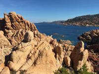 Die roten Granitfelsen von Isola Rossa