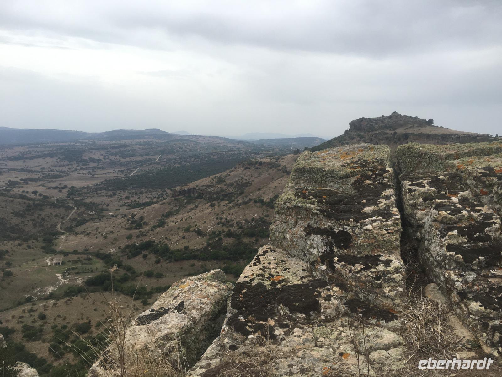 Gestein in der sardischen Auvergne