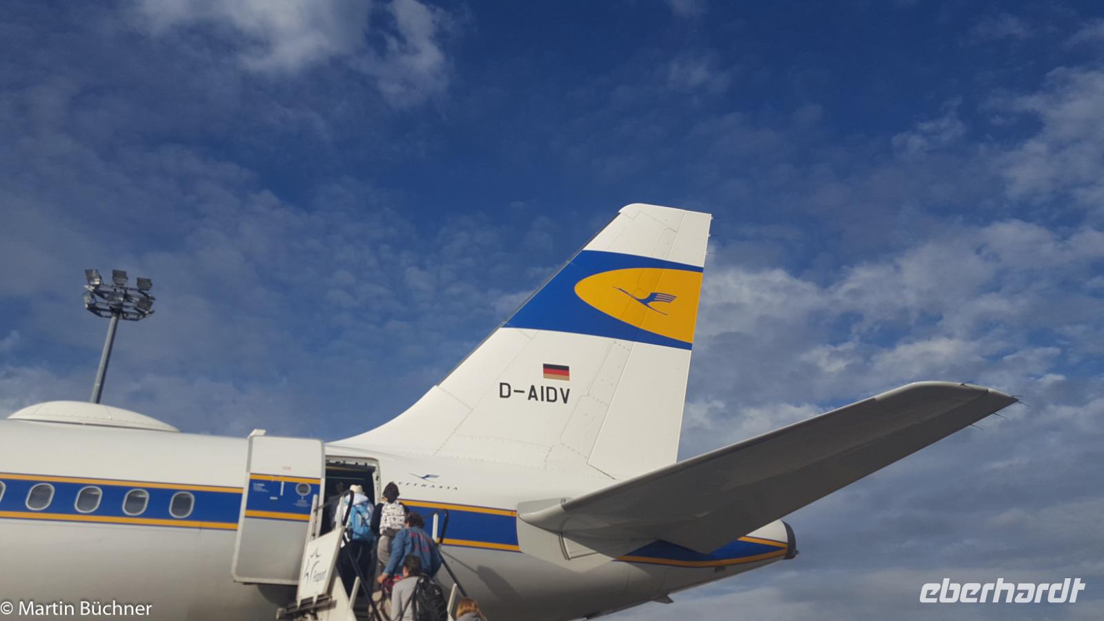 Lufthansa Sonderlackierung der 1950er Jahre - Wenn auf Capri die rote Sonne...