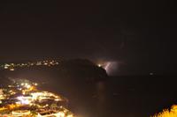 In den Nachtstunden toben heftige Gewitter über dem Golf von Neapel - Jupiter (Zeus) ist wütend