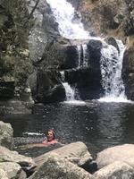 Mutige Wanderführerin