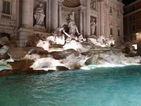 Trevi Brunne in Rom