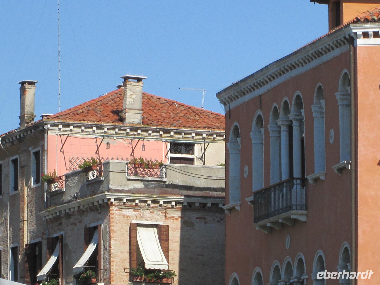 Brunetti Roman: Dachterrasse