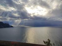 Italien, Amalfiküste, Minori, Wetterküche über dem Meer