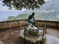 Italien, Amalfiküste, Ravello, Merkur im Garten der Villa Cimbrone