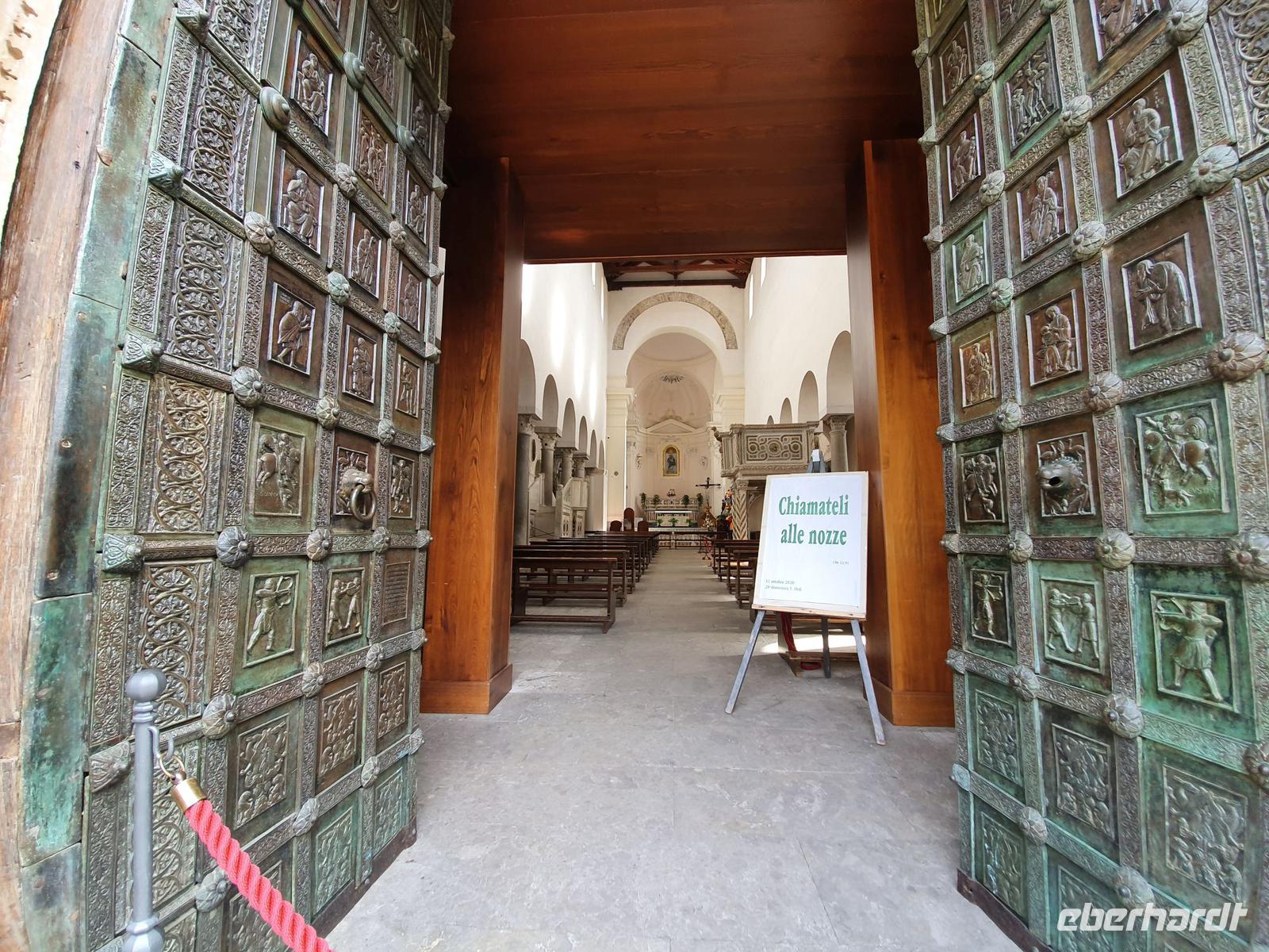 Italien, Amalfiküste, Ravello, Dom mit Bronzetür