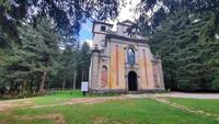 Rundreise Süd-Italien - Heiligtum der Heiligen Maria 'nel Bosco in Serra San Bruno