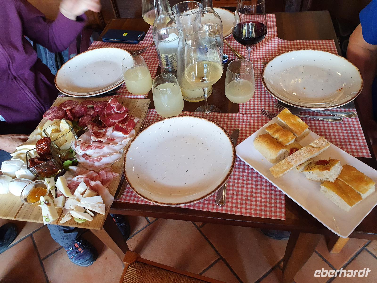 Italien, Amalfiküste, Mittagesen in Pogerola, im Ascuolino