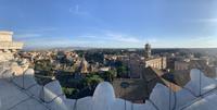 Blick auf Kolosseum, Palatin und Forum Romanum
