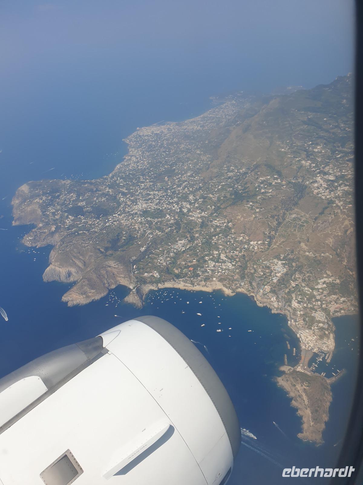 Flug nach Neapel (1)