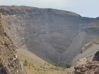 Lavalandschaft des Vesuvs (2)