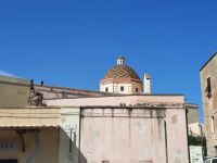 Alghero - Altstadt (Majolika-Kuppel der Chiesa San Michele)