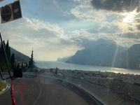 Fast am Ziel der Gardasee zeigt sich …