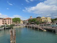  Blick auf den Hafen von Sirmione