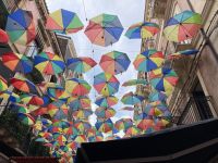 Catania - ein Himmel voller Regenschirme