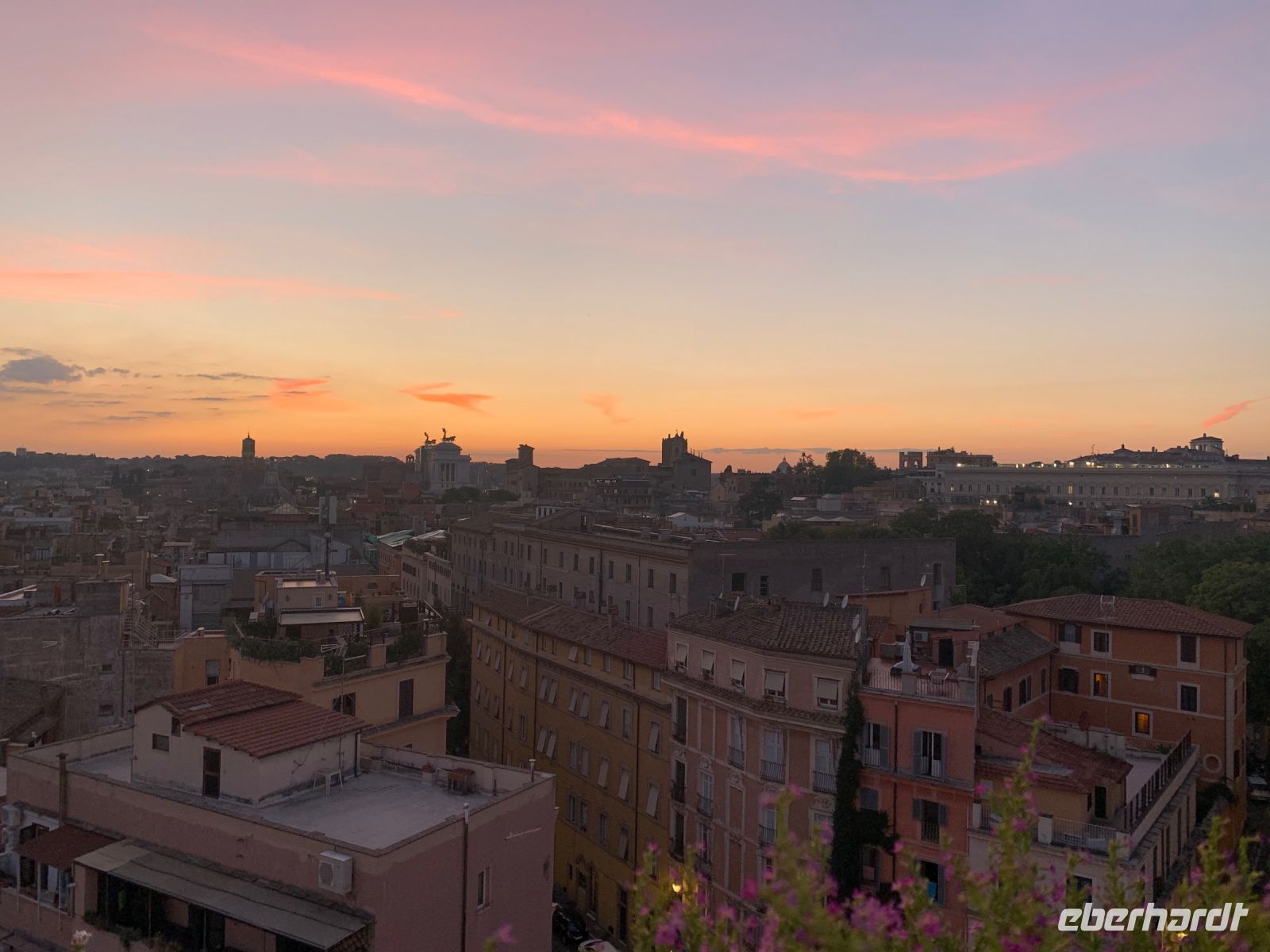 Aperitivo auf der Dachterrasse des Hotels