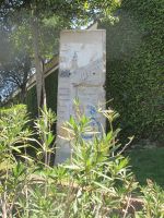 Vatikanische Gärten: Teilstück der Berliner Mauer