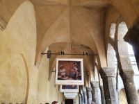 Sorrent, Ausstellung im Kreuzgang San Francesco