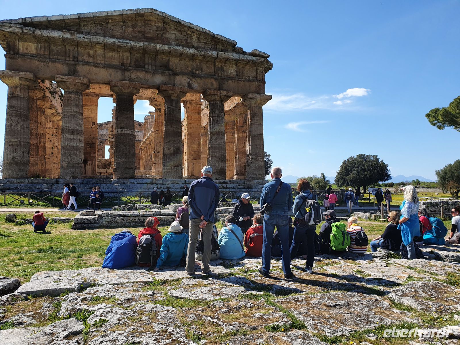 Paestum, unsere Gruppe am Concordia Tempel