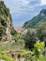 Weiter geht es bergab ...