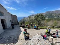 Pause am Kloster San Nicola