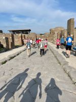 Wandern durch die Straßen von Pompeji