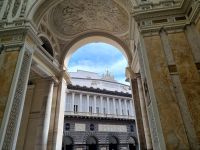 Neapel - Galleria Umberto I mit Blick zum Teatro San Carlo