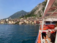 natürlich mit dem Schiff