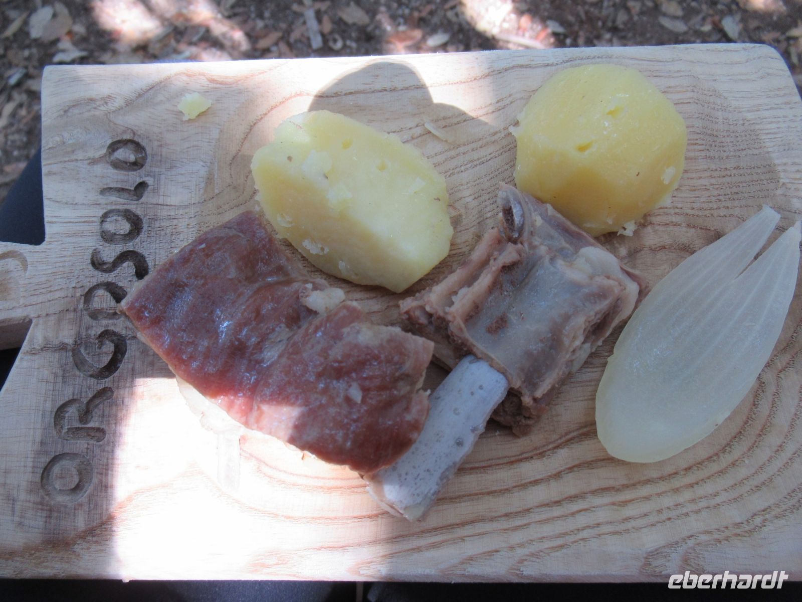 284 Hirtenessen Orgosolo.JPG