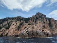 Schifffahrt entlang der Calanques de Piana