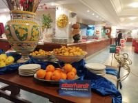 das Abendessen vom Buffet!