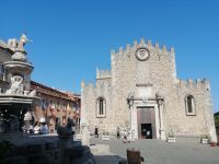 Kathedrale von Taormina am Piazza Duomo