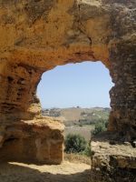 Blick vom Tempel-Gelände ins Tal