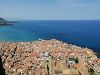Der Blick von oben Richtung Altstadt von Cefalú