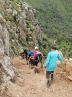 es gilt auch hier: festes Schuhwerk ist sehr zu empfehlen!