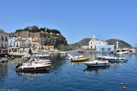 Äolische Inseln - Insel Lipari - Marina Corta - Blick auf die Festung mit über siebentausend-jähriger Siedlungsgeschichte